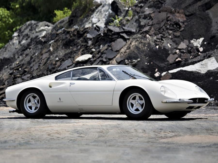  Ferrari 365 P Berlinetta Speciale 1966 года  (фото 16 из 22)